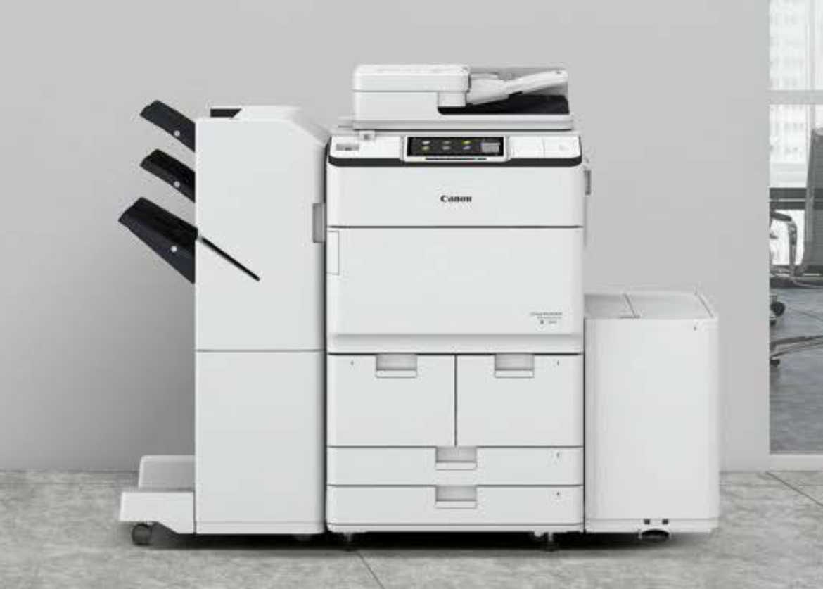 Nová řada výkonných strojů imageRUNNER ADVANCE DX 8900 přichází